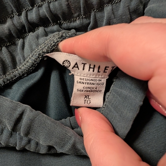 Seasoft Pants From Athleta!! - Picture 3 of 6